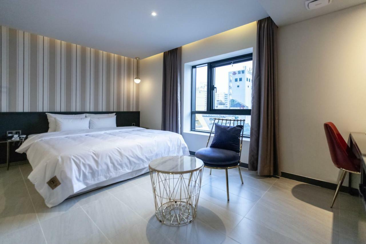 Brown-Dot Hotel Hadan Busan Bagian luar foto